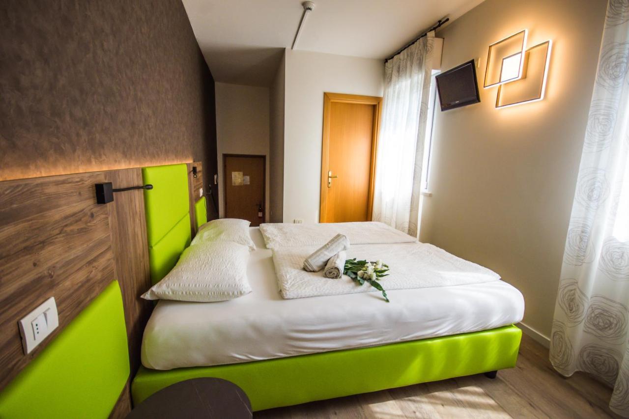 Hotel Eden توري ديل بيناكو المظهر الخارجي الصورة