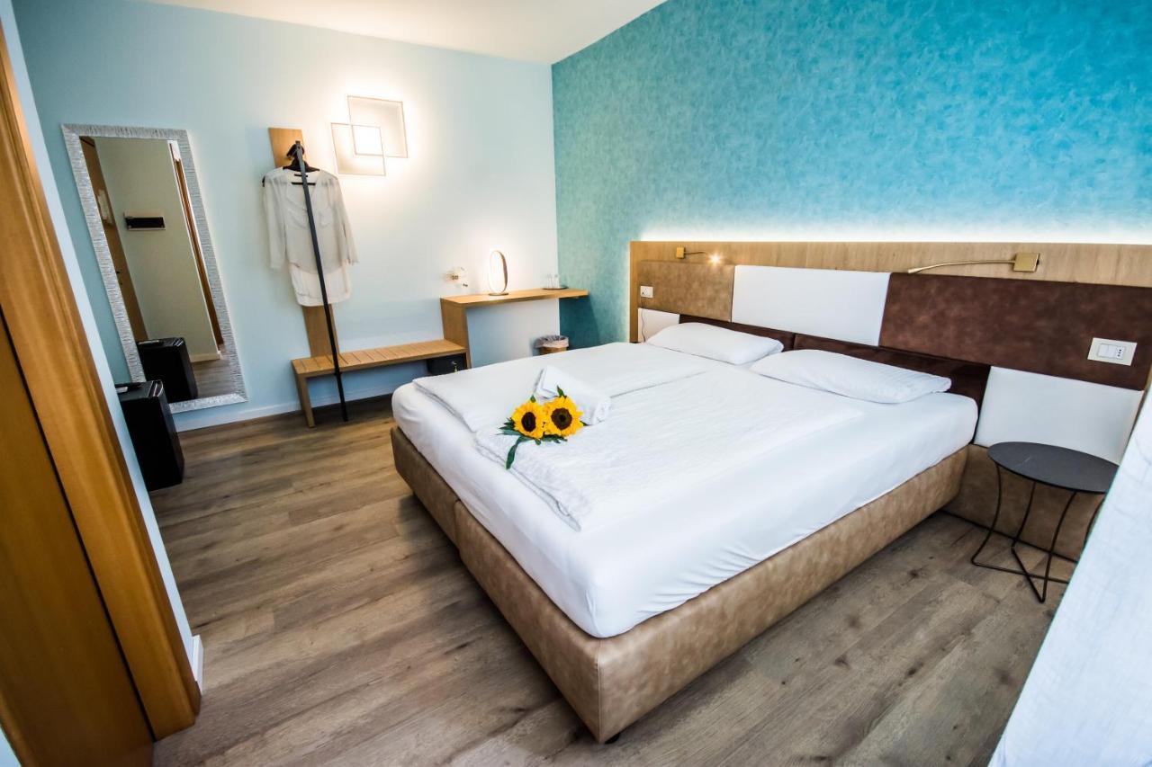 Hotel Eden توري ديل بيناكو المظهر الخارجي الصورة